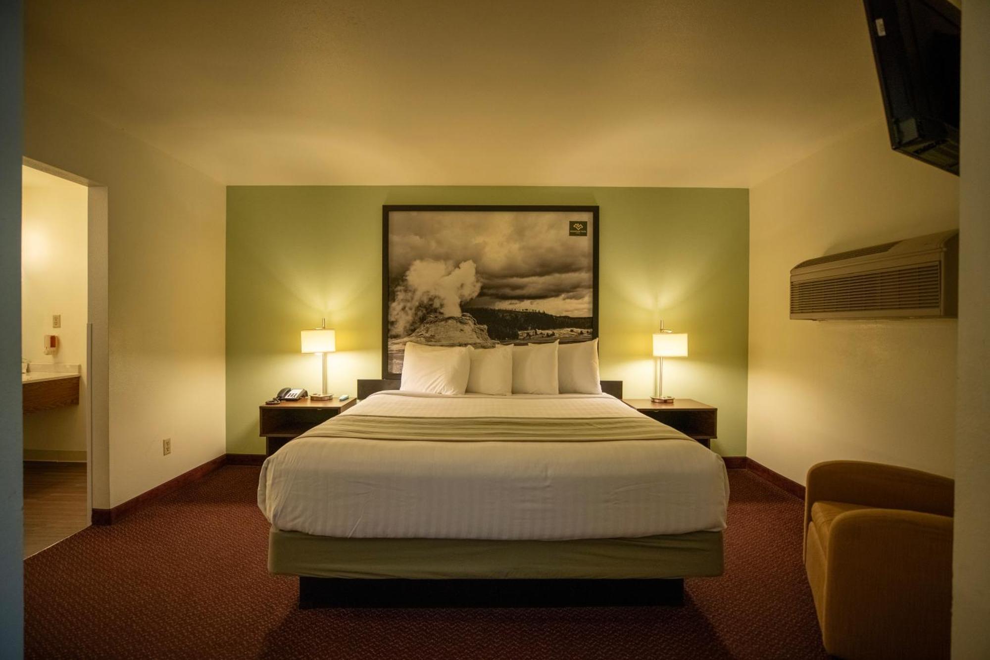 Mountain Vista Hotel غرب يلوستون المظهر الخارجي الصورة