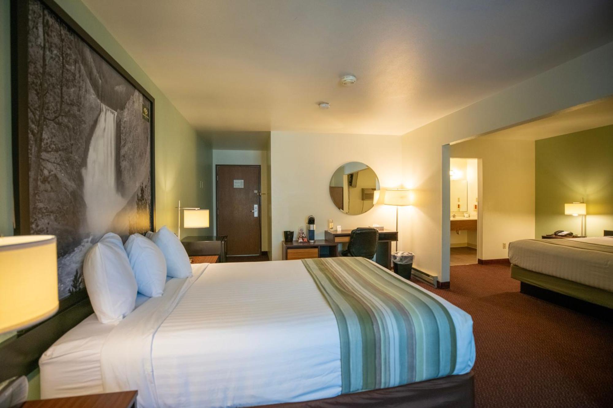 Mountain Vista Hotel غرب يلوستون المظهر الخارجي الصورة